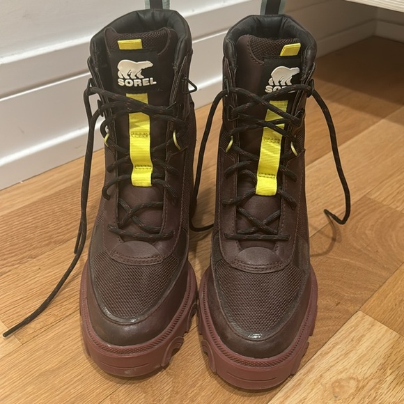 SOREL Brex Waterproof Booties Size 7.5 - worn once - Picture 6 of 6